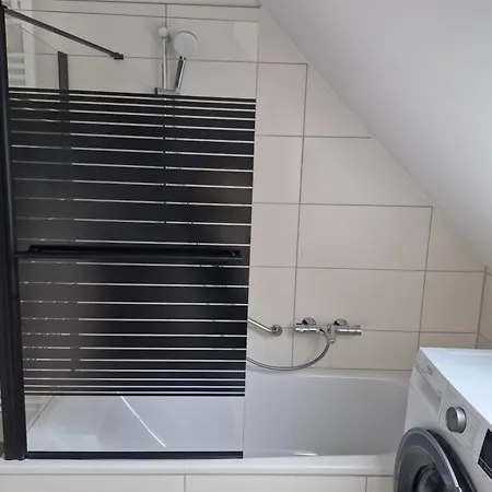 Gemuetliche Mit Bis Zu Vier Schlafplaetzen Apartamento