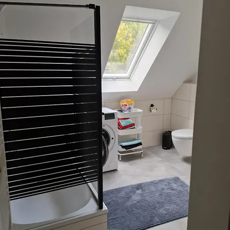 Gemuetliche Mit Bis Zu Vier Schlafplaetzen Apartamento *